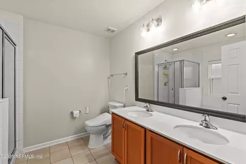 Bath - 6589 Winding Greens Dr, Jacksonville, FL 32244 photo 1 of 3