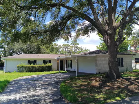 3583 Grassy Ride Dr, Jacksonville, FL 32223