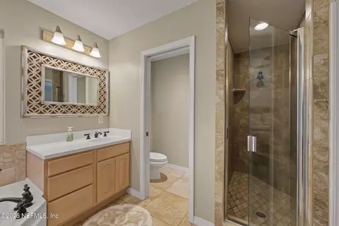 Bath - 4575 Wolfe Rd, Saint Augustine, FL 32092 photo 5 of 6