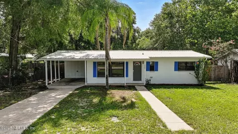 2007 Sherman Ave, Palatka, FL 32177