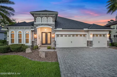 1281 Autumn Pines Dr, Orange Park, FL 32065
