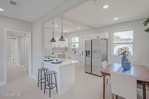 548 Aiken Rd, Jacksonville, FL 32216