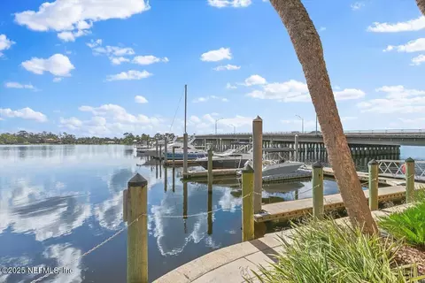 5375 Ortega Farms Blvd #1110, Jacksonville, FL 32210