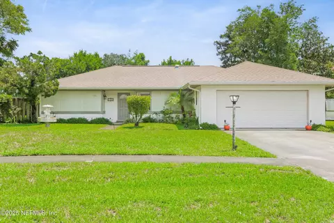 725 Saco Ct, Saint Augustine, FL 32086