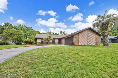 1447 Rivergate Dr, Jacksonville, FL 32223