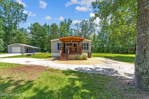 211 Knight Boxx Rd, Middleburg, FL 32068
