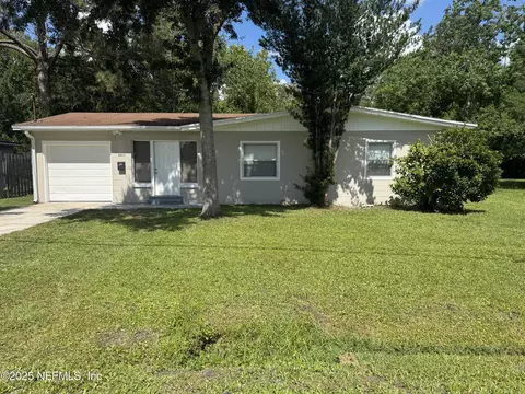 3413 Eve Dr E, Jacksonville, FL 32246