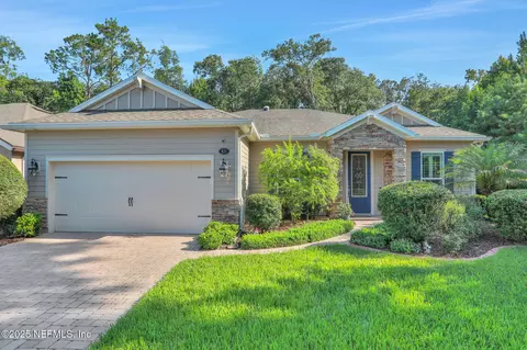831 Aspen Leaf Dr, Jacksonville, FL 32256