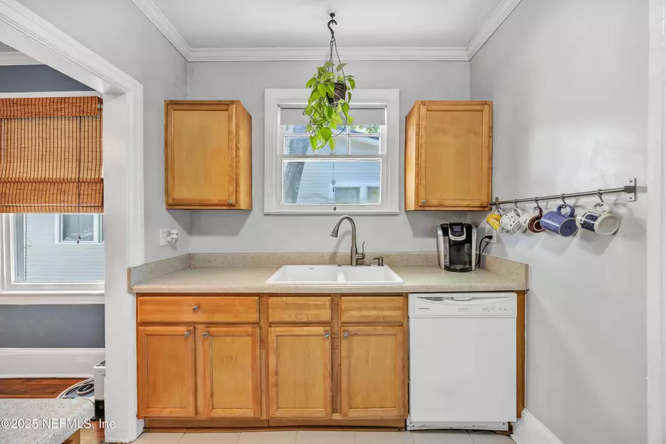 Kitchen - 4560 French St, Jacksonville, FL 32205 photo 3 of 3
