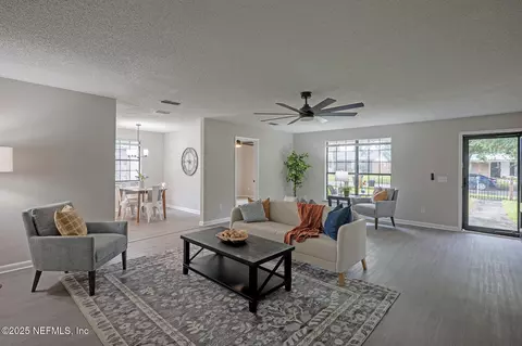 226 Quince Ct, Orange Park, FL 32073