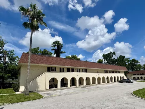 1618 El Camino Rd #5, Jacksonville, FL 32216