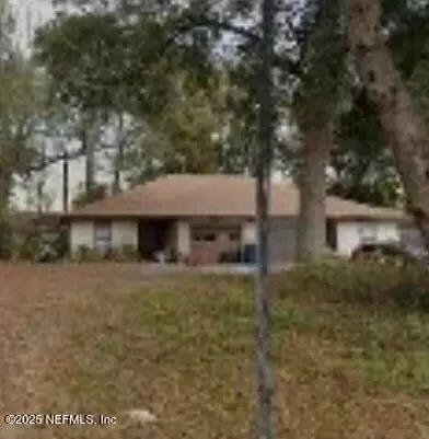 7411 Colony Cove Ln, Jacksonville, FL 32277