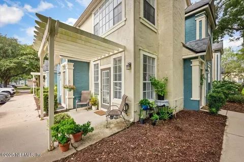 13703 Richmond Park Dr N #3203, Jacksonville, FL 32224