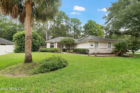 852 Buckeye Ln, Saint Johns, FL 32259