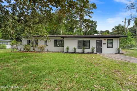 6285 Spring Forest Cir, Jacksonville, FL 32216