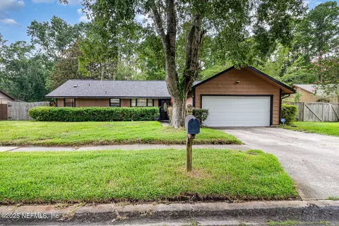 8434 Boysenberry Ln, Jacksonville, FL 32244