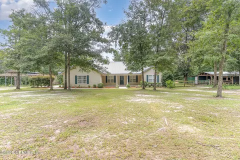 7269 Oakridge Dr, Glen Saint Mary, FL 32040