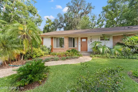 5026 Degrove Rd, Jacksonville, FL 32207