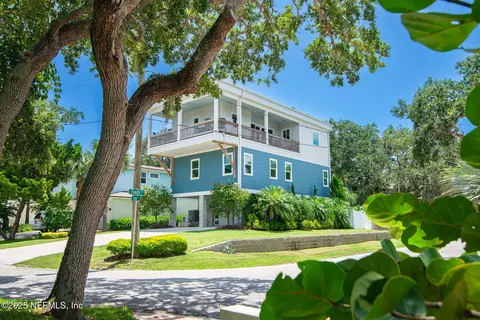 193 Lawn Ave, Saint Augustine, FL 32084