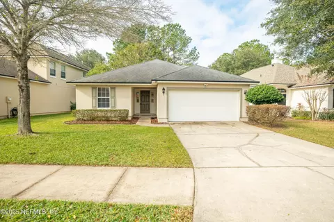 3610 Old Village Dr, Orange Park, FL 32065
