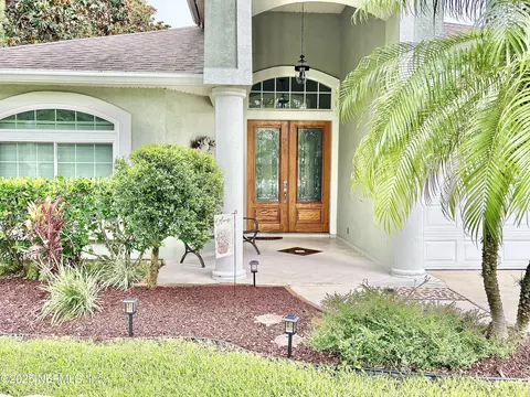 1896 Chatham Village Dr, Fleming Island, FL 32003