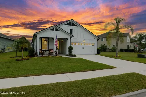561 Kendall Crossing Dr, Saint Johns, FL 32259