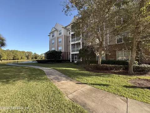11251 Campfield Dr #1102, Jacksonville, FL 32256