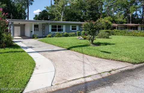 5416 Lori Dr S, Jacksonville, FL 32207