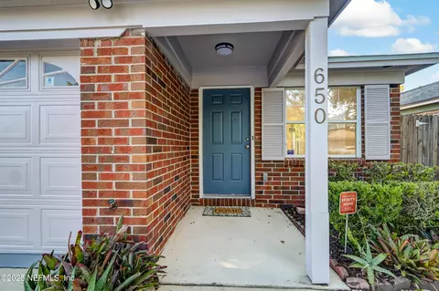 650 Americas Cup Cir S, Jacksonville, FL 32233