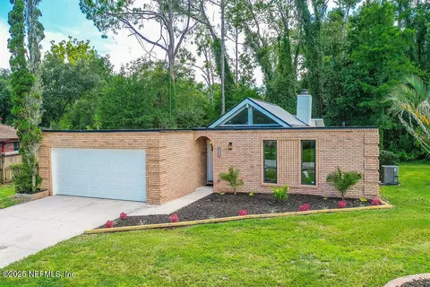 8618 Boxberry Ln, Jacksonville, FL 32244