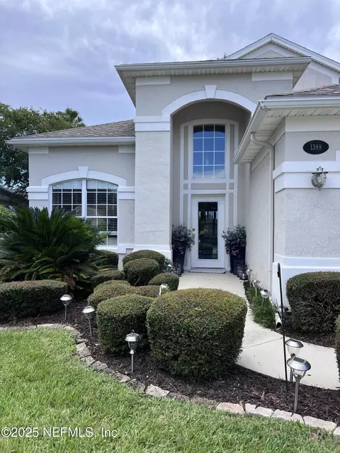 1388 Fairway Village Dr, Fleming Island, FL 32003