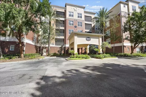 4480 Deerwood Lake Pkwy #422, Jacksonville, FL 32216