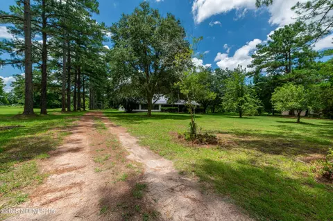 55289 Gressman Rd, Callahan, FL 32011