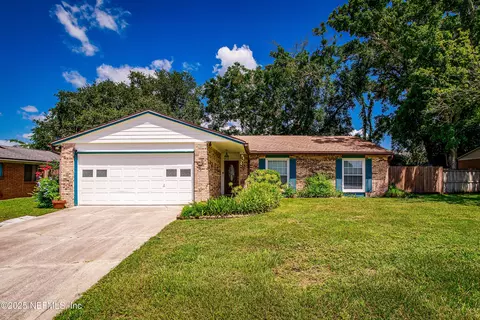 1694 Debbie Ln, Orange Park, FL 32073