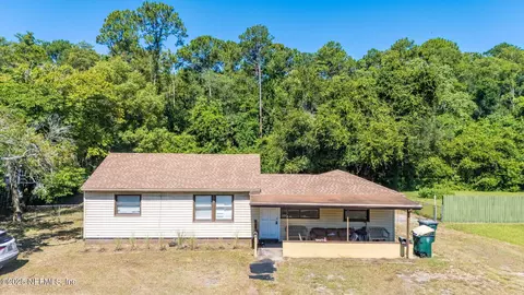 2554 Peach Dr, Jacksonville, FL 32246