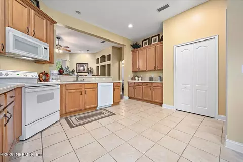 Kitchen - 1484 Barrington Cir, Saint Augustine, FL 32092 photo 2 of 2
