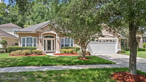 1484 Barrington Cir, Saint Augustine, FL 32092