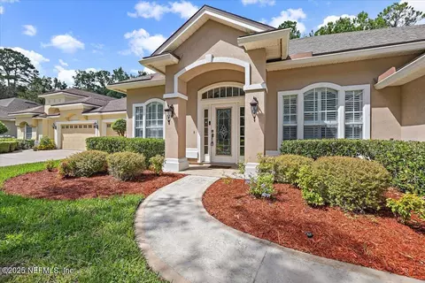 1484 Barrington Cir, Saint Augustine, FL 32092