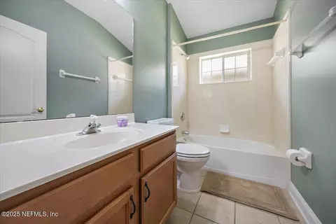 Bath - 1484 Barrington Cir, Saint Augustine, FL 32092 photo 3 of 3