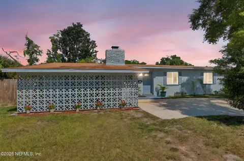 3849 Rogero Rd, Jacksonville, FL 32277