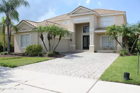 453 Venetian Villa Dr, New Smyrna Beach, FL 32168