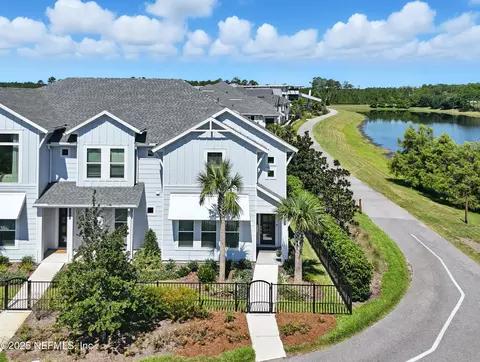 559 Crestview Dr, Ponte Vedra, FL 32081