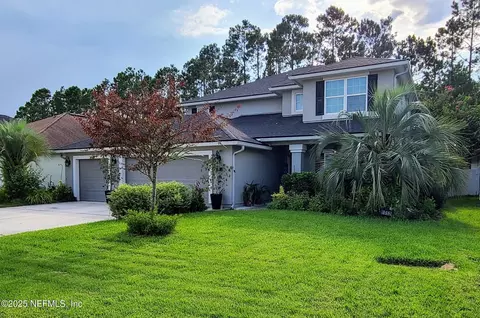 1052 Laurel Valley Dr, Orange Park, FL 32065