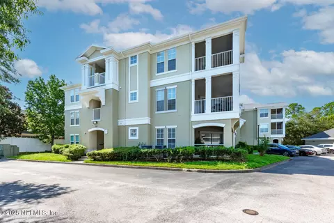 8290 Gate Pkwy W #1202, Jacksonville, FL 32216