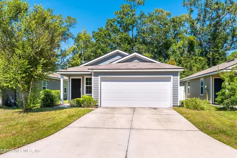 5864 Calvary Dr, Jacksonville, FL 32244