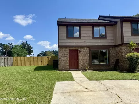 7041 Prestwick Cir N, Jacksonville, FL 32244