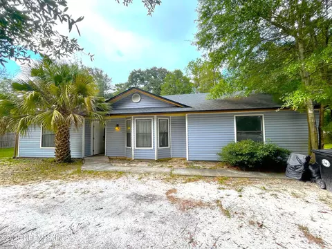 4504 Junction Dr, Middleburg, FL 32068