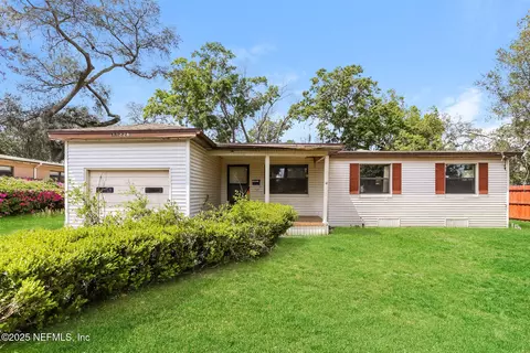 11226 Inez Dr, Jacksonville, FL 32218