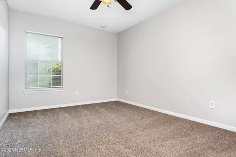 Bedroom - 404 Talbot Bay Dr, Saint Augustine, FL 32086 photo 2 of 2