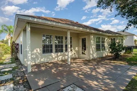 Exterior - 404 Talbot Bay Dr, Saint Augustine, FL 32086 photo 2 of 4
